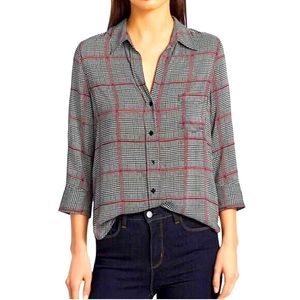 L’AGENCE Ryan Autum Pfeiffer black and red plaid 3/4’’ sleeve.